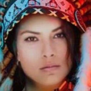 Meet your Posher, Luz del alba torres